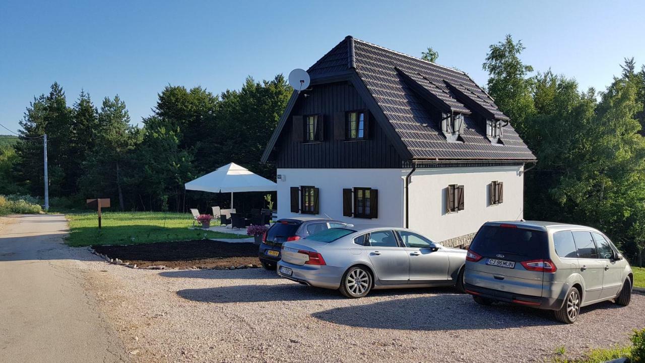 B&B Plitvice Lakes Villa Mija Plitvica selo Dış mekan fotoğraf